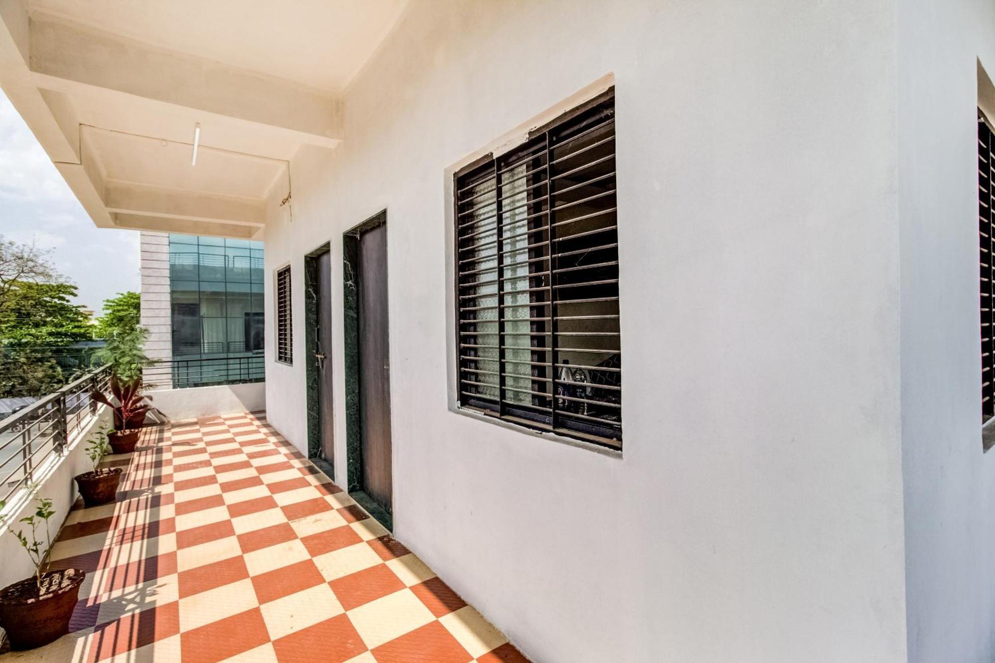 Hotel O City Center Dhule Zewnętrze zdjęcie