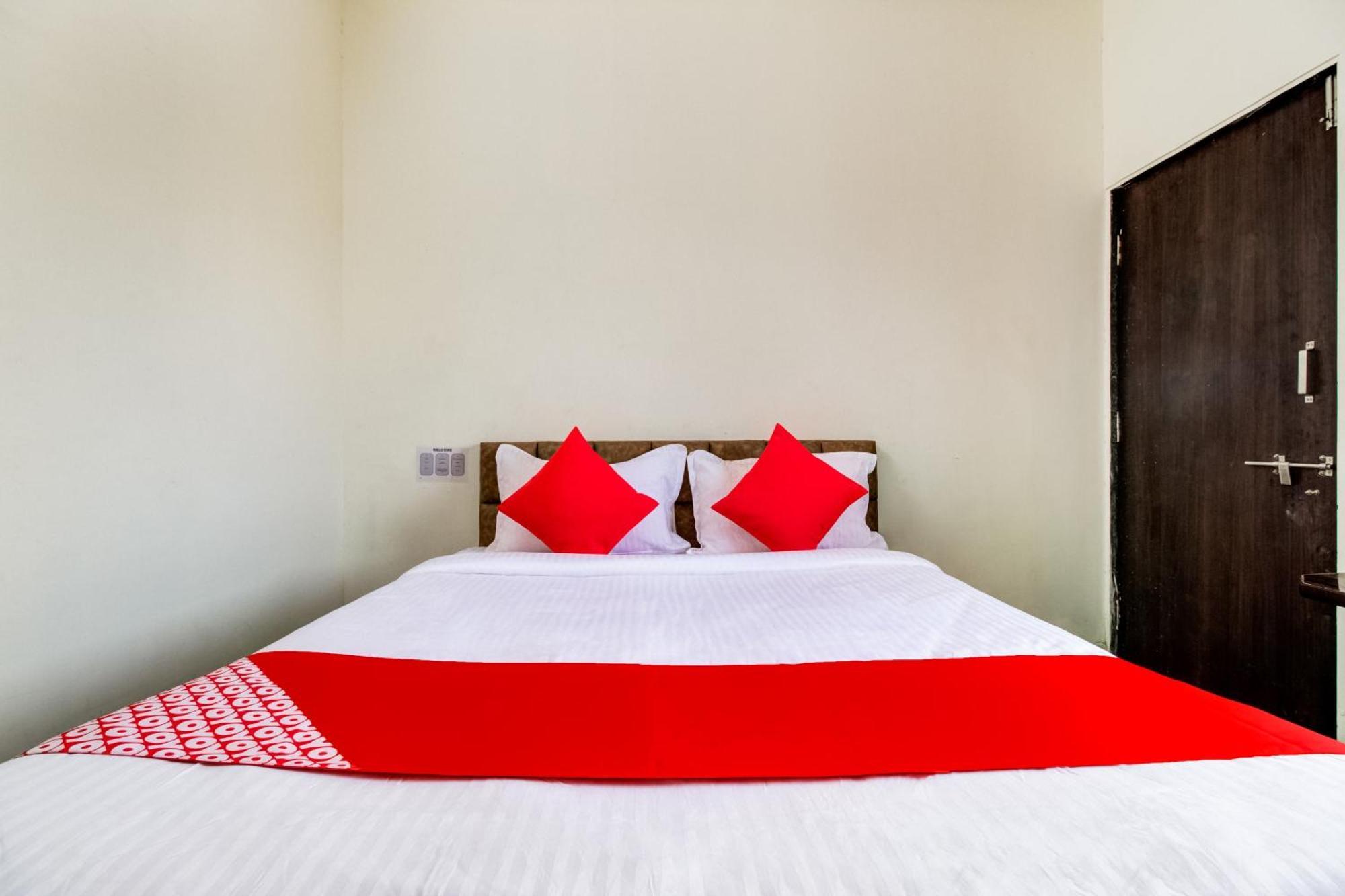 Hotel O City Center Dhule Zewnętrze zdjęcie